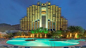 Le Meridien Al Aqah Beach Resort *****
