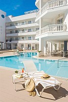 Hotel Triton Beach