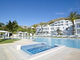 Dimitra Beach Hotel & Suites *****