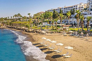Coral Beach Hotel *****