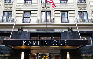 Hotel Martinique New York on Broadway, Curio Collection by Hilton ****
